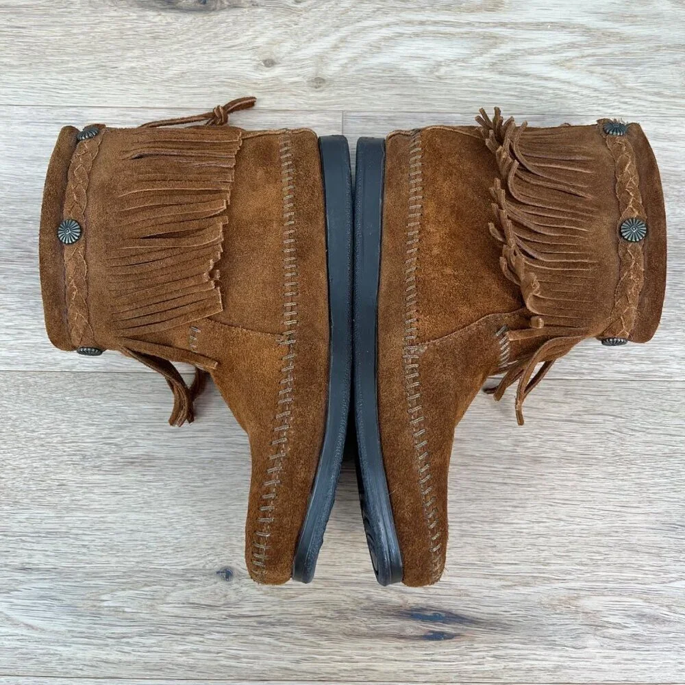 Minnetonka Womens Hi Top Back Zip Western Bootie Shoes Size 6 Brown Suede Fringe - Picture 2 of 11